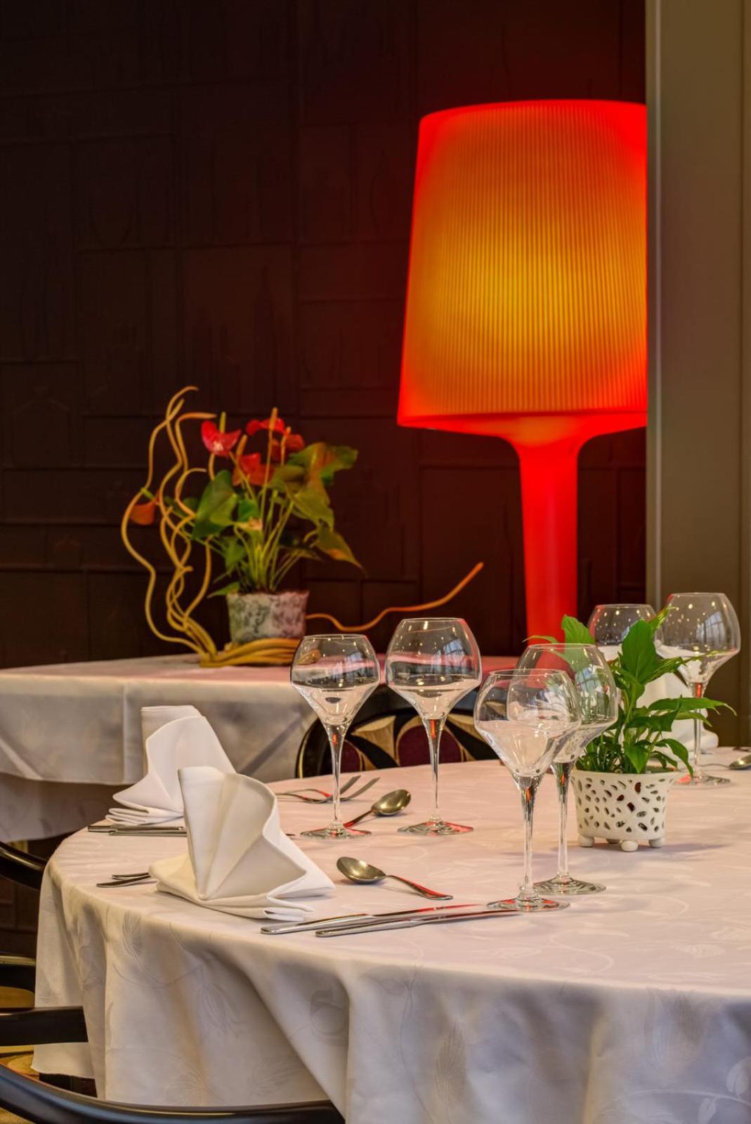 The Originals Boutique, Restaurant Arianis, Sochaux-montbéliard Hotel